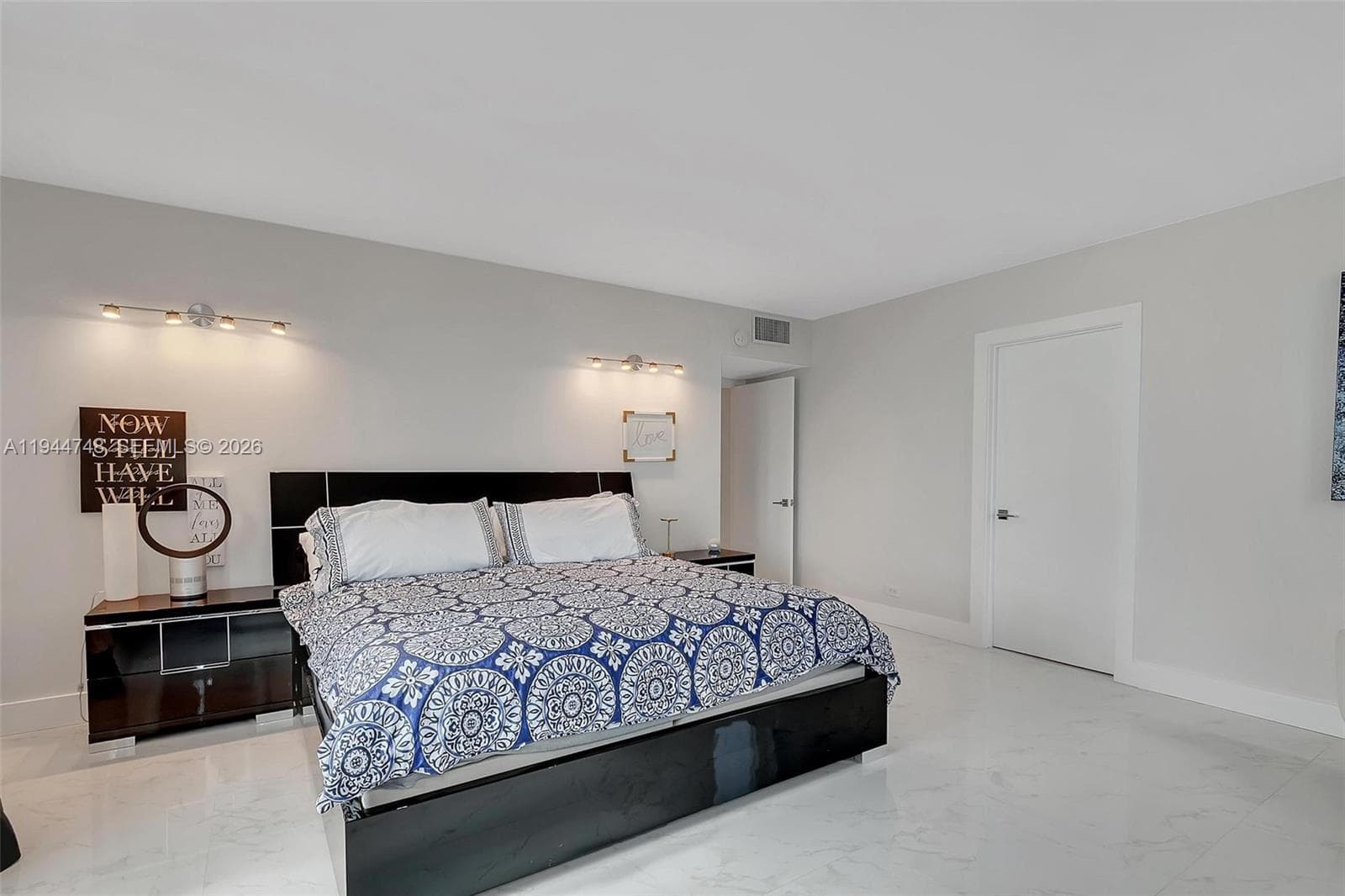 Roney Palace · #810 in Miami Beach - Photo 20