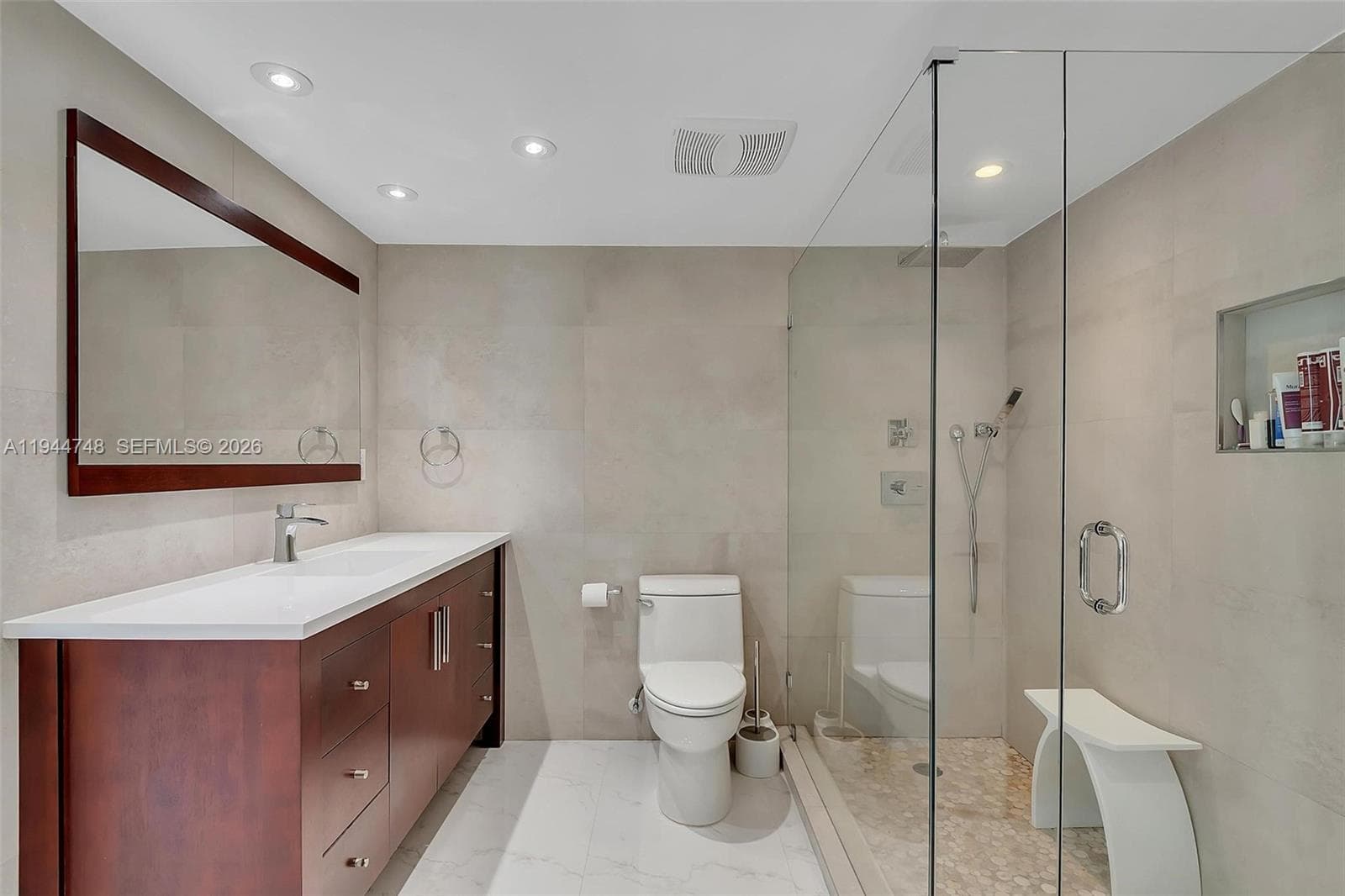 Roney Palace · #810 in Miami Beach - Photo 15