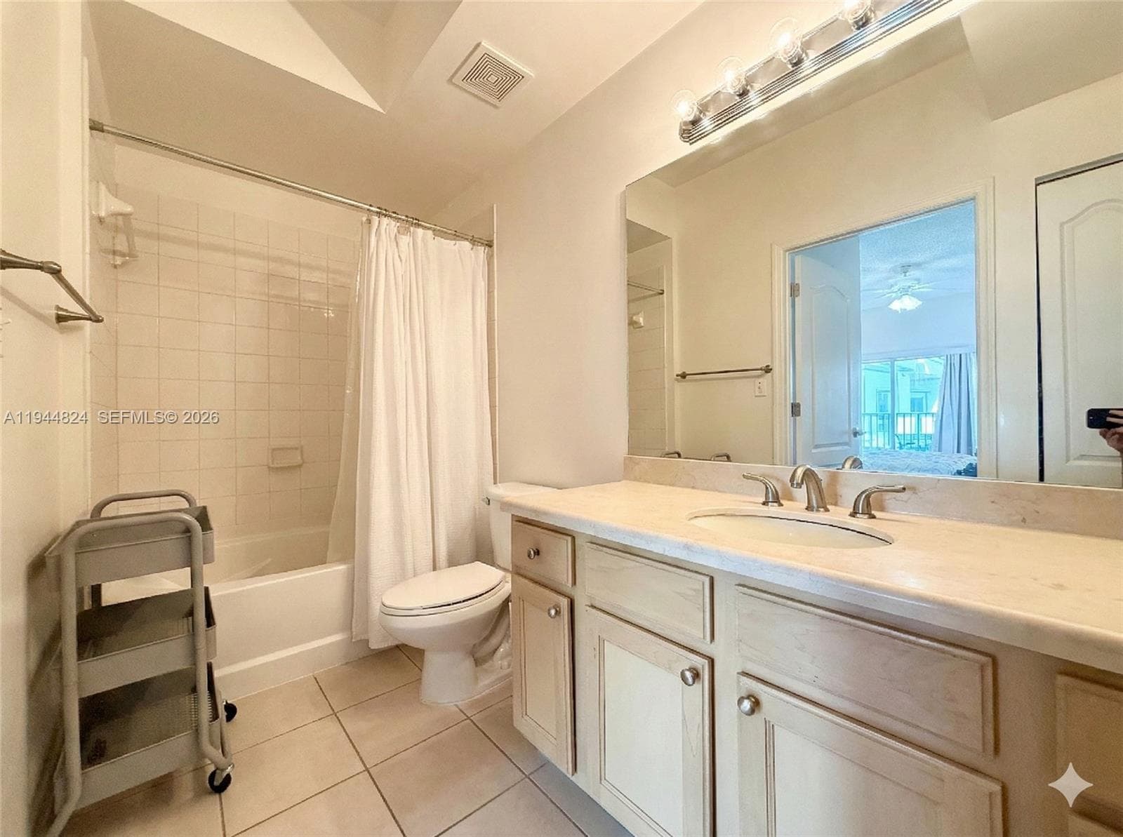 VALENCIA CONDO · #612 in South Miami - Photo 7
