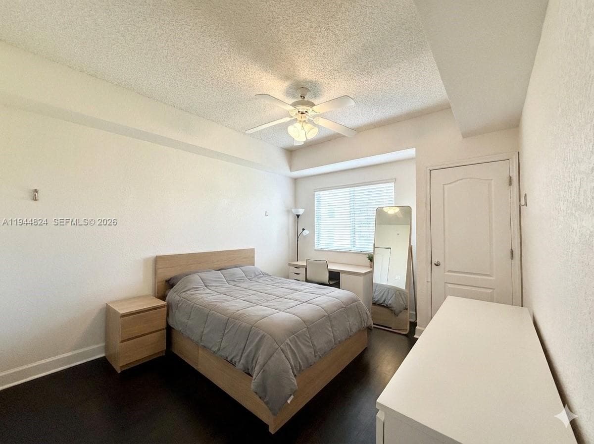 VALENCIA CONDO · #612 in South Miami - Photo 10