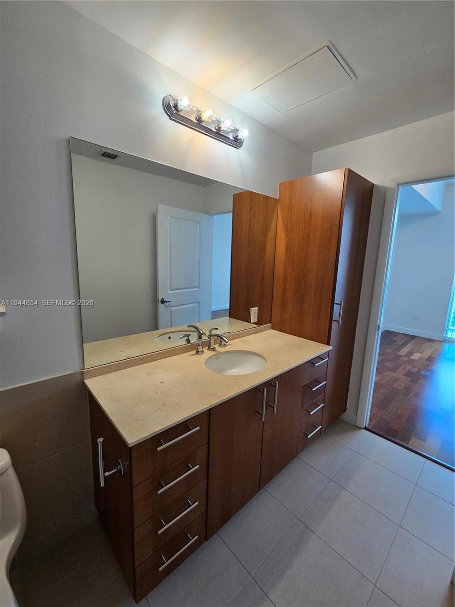 OCEAN MARINE YACHT CLUB · #1405 in Hallandale Beach - Photo 6
