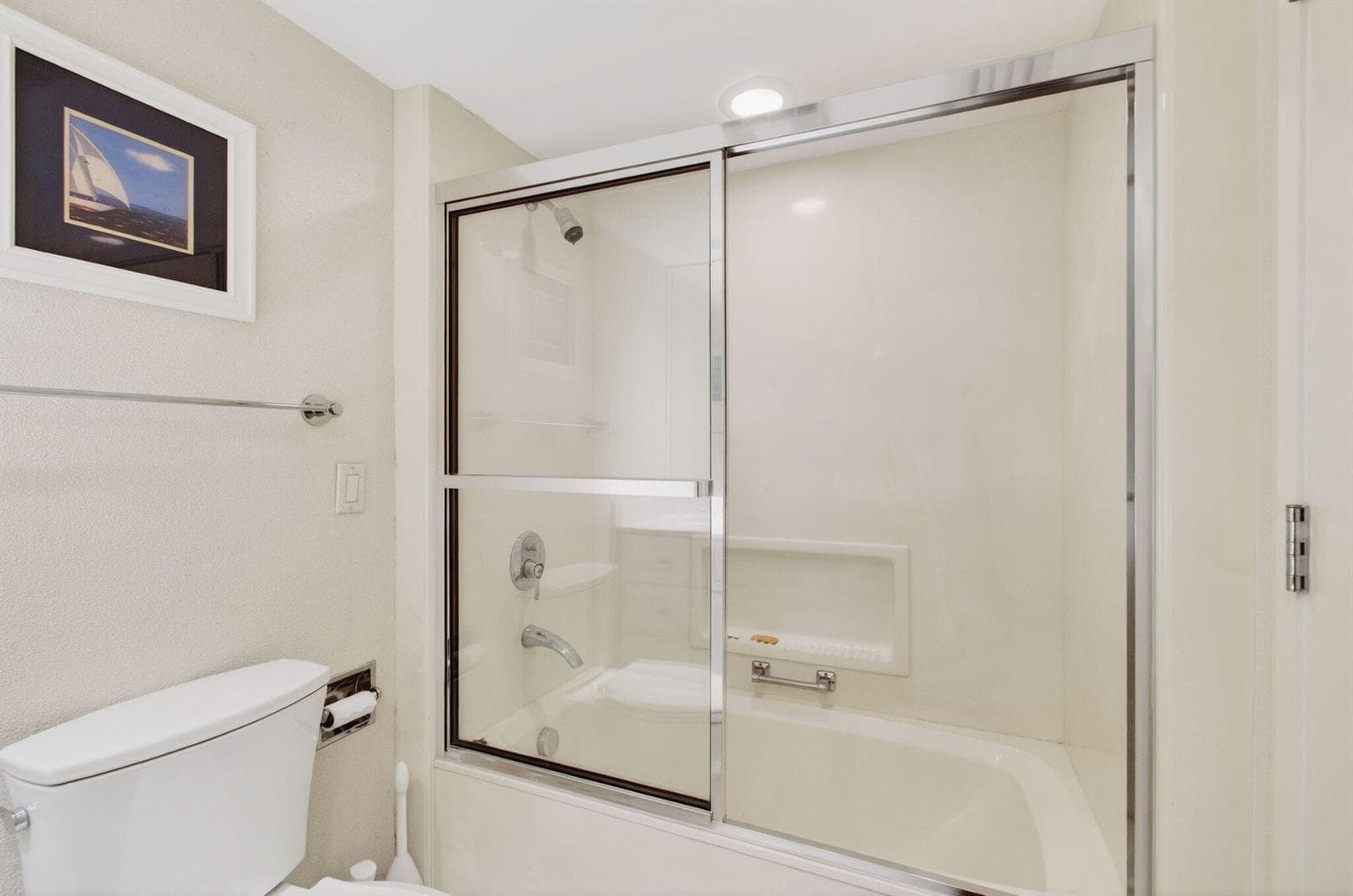 2nd Bathroom