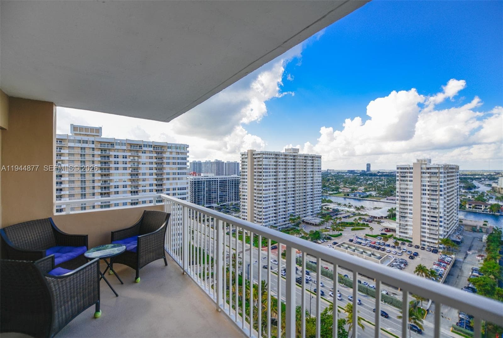 HEMISPHERES CONDO · #19E in Hallandale Beach - Photo 5