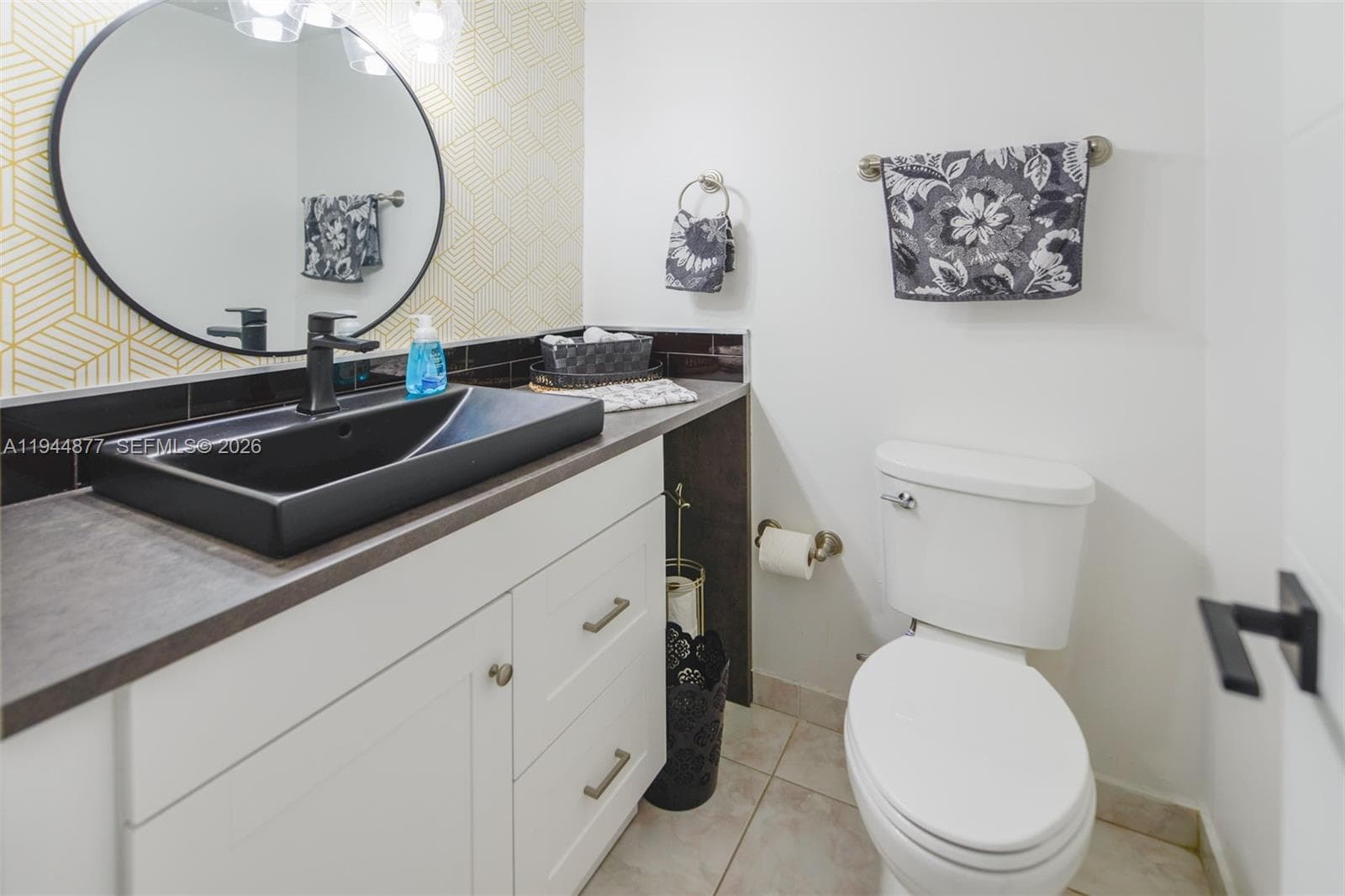 HEMISPHERES CONDO · #19E in Hallandale Beach - Photo 15