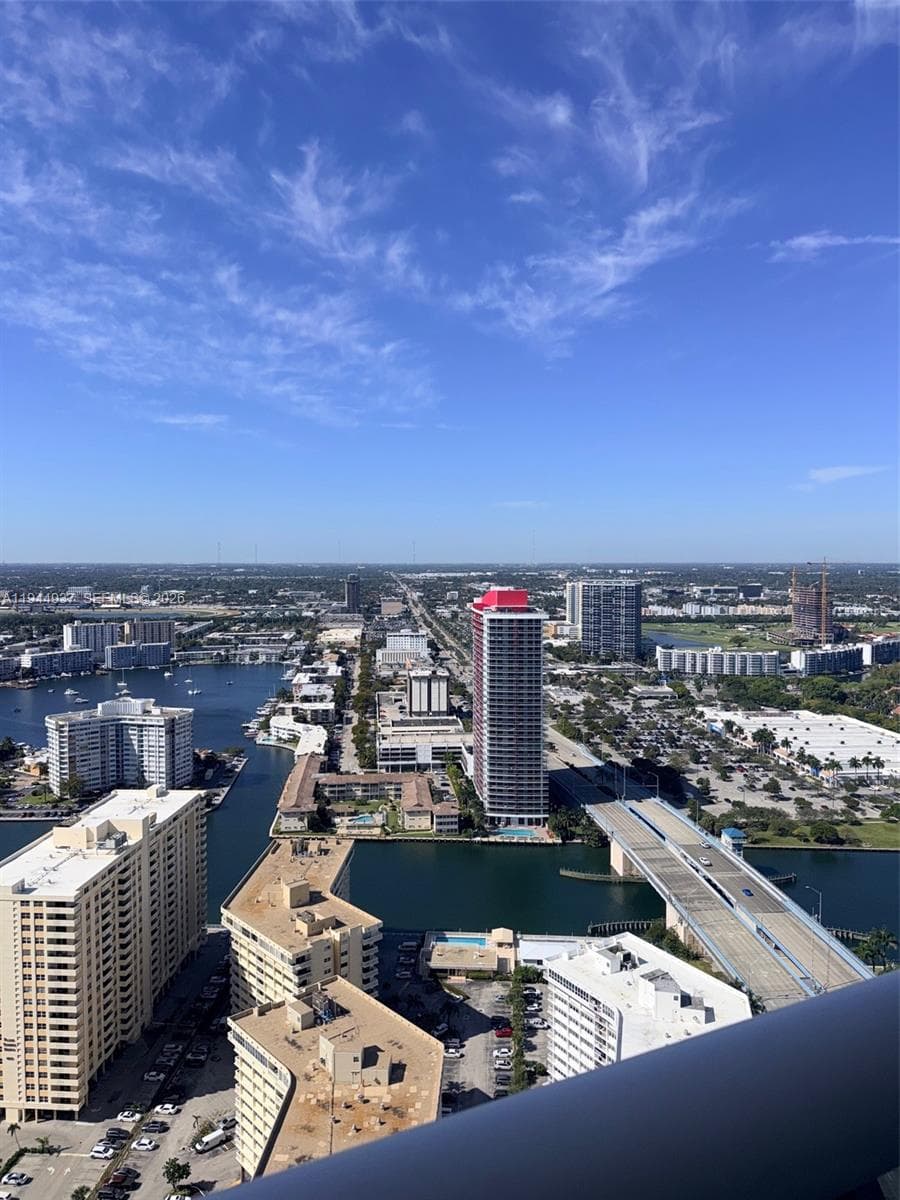 BEACH CLUB THREE CONDO · #LP4206 in Hallandale Beach - Photo 8
