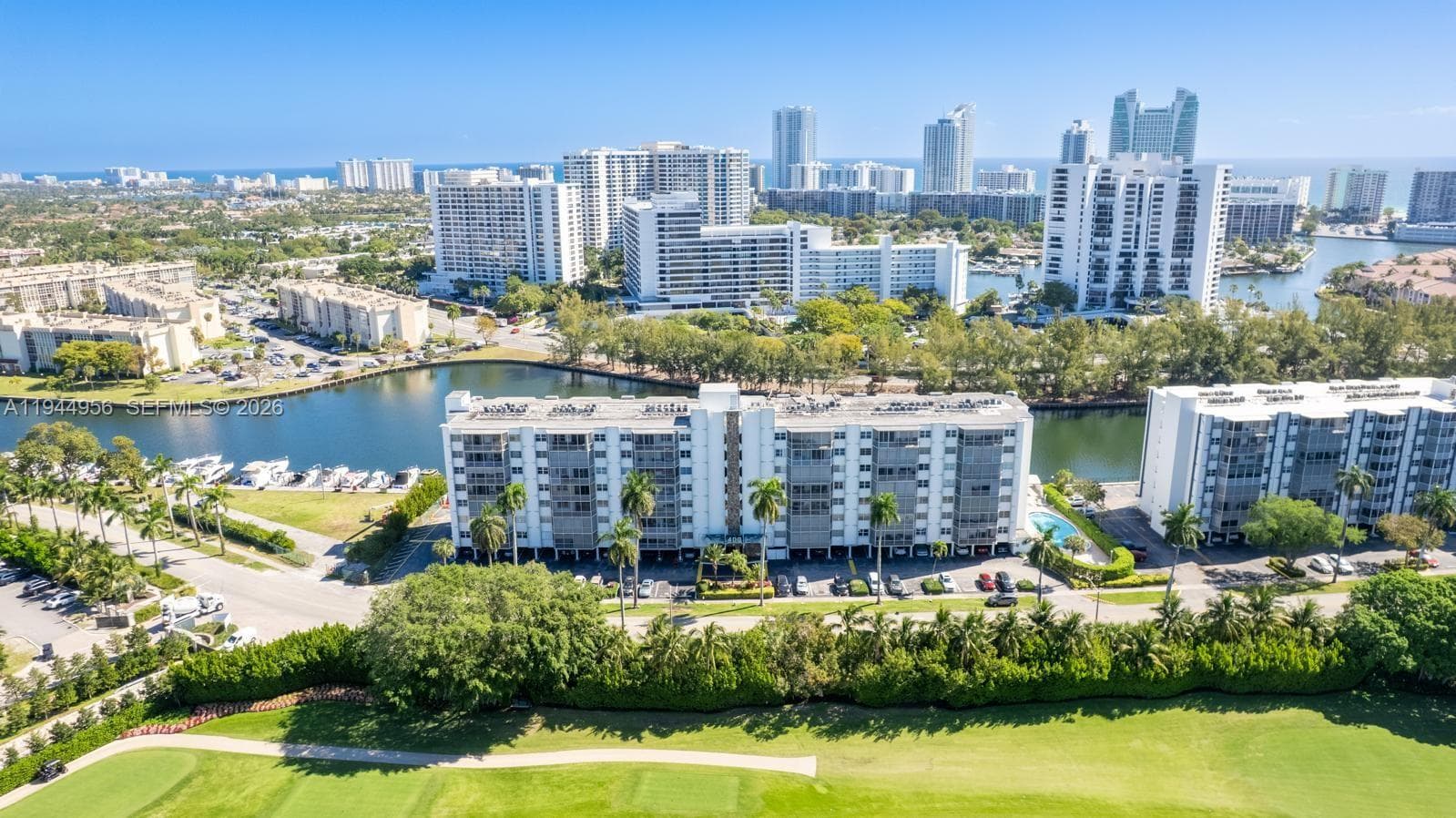 FAIRWAYS RIVIERA · #302 in Hallandale Beach - Photo 3