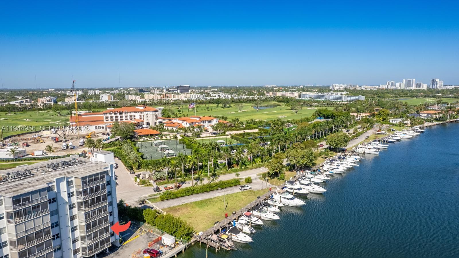 FAIRWAYS RIVIERA · #302 in Hallandale Beach - Photo 30