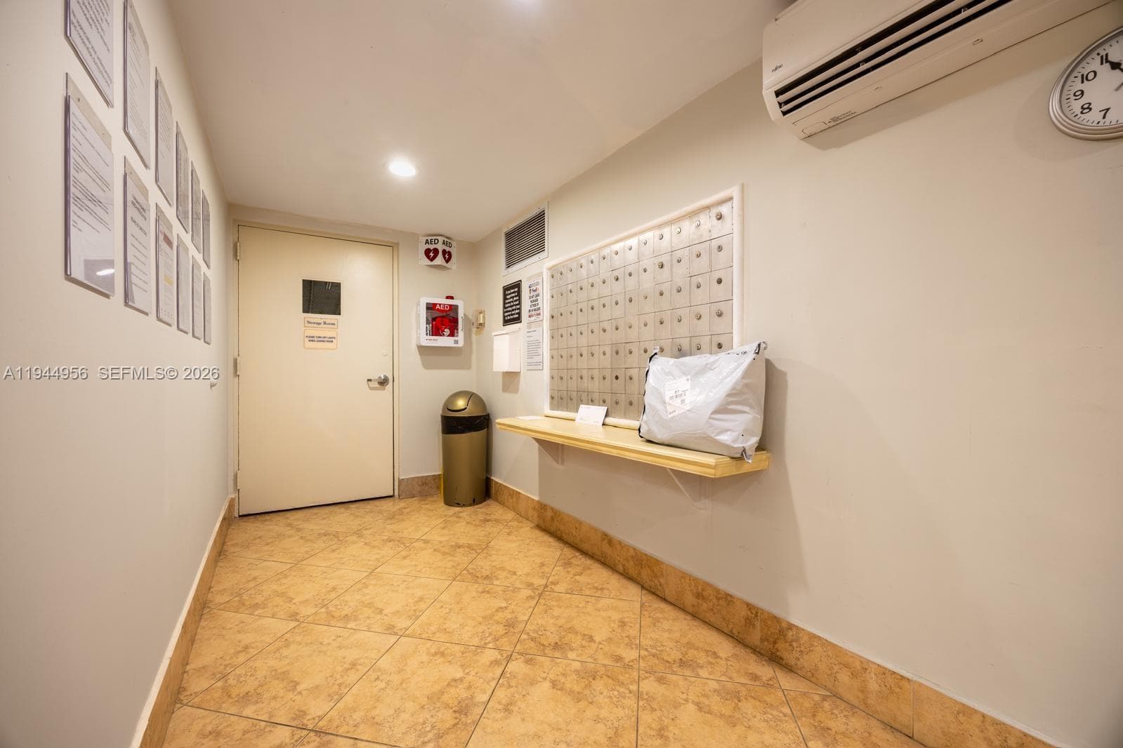 FAIRWAYS RIVIERA · #302 in Hallandale Beach - Photo 21