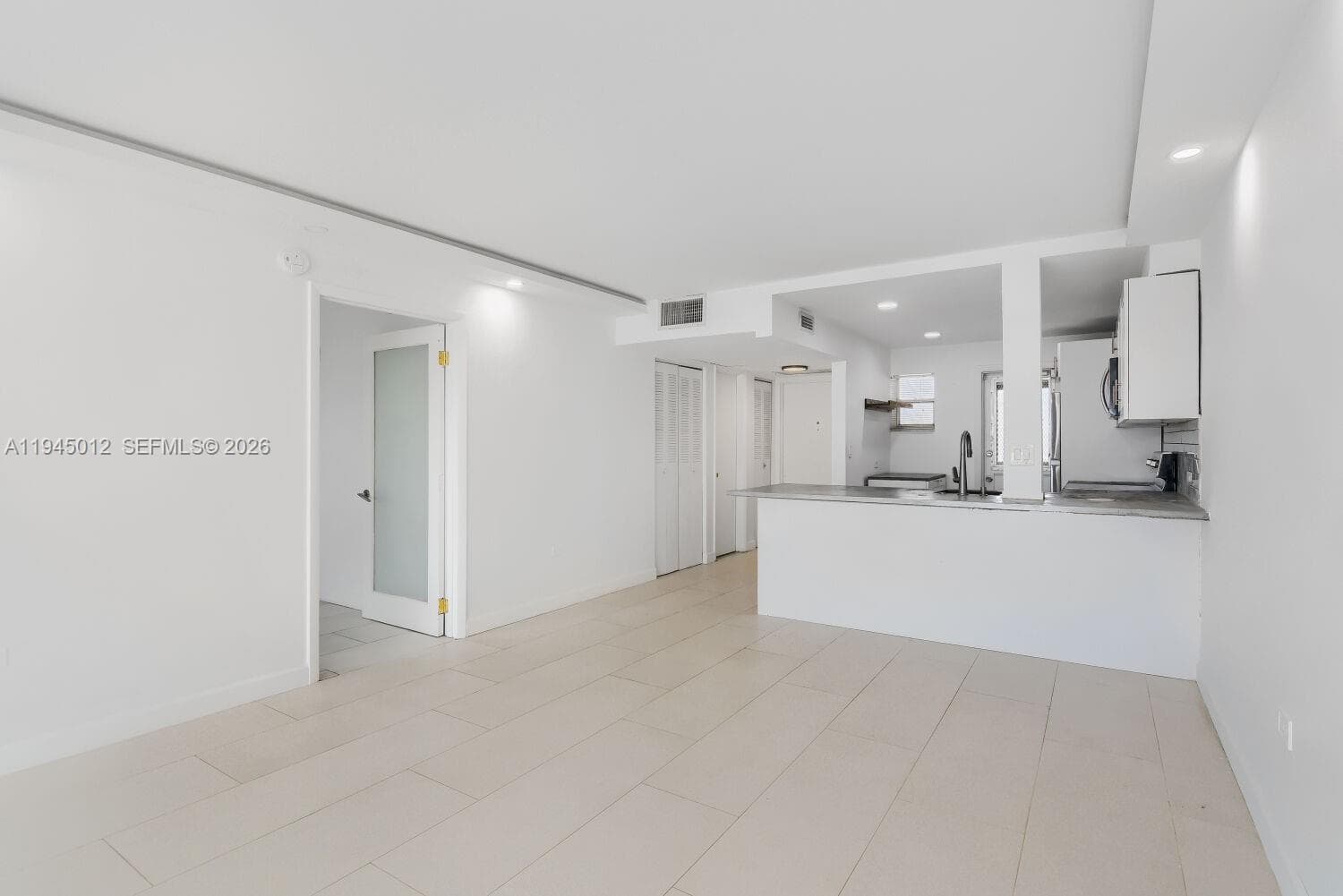 ROYAL OAKS CONDO · #205 in Miami - Photo 7
