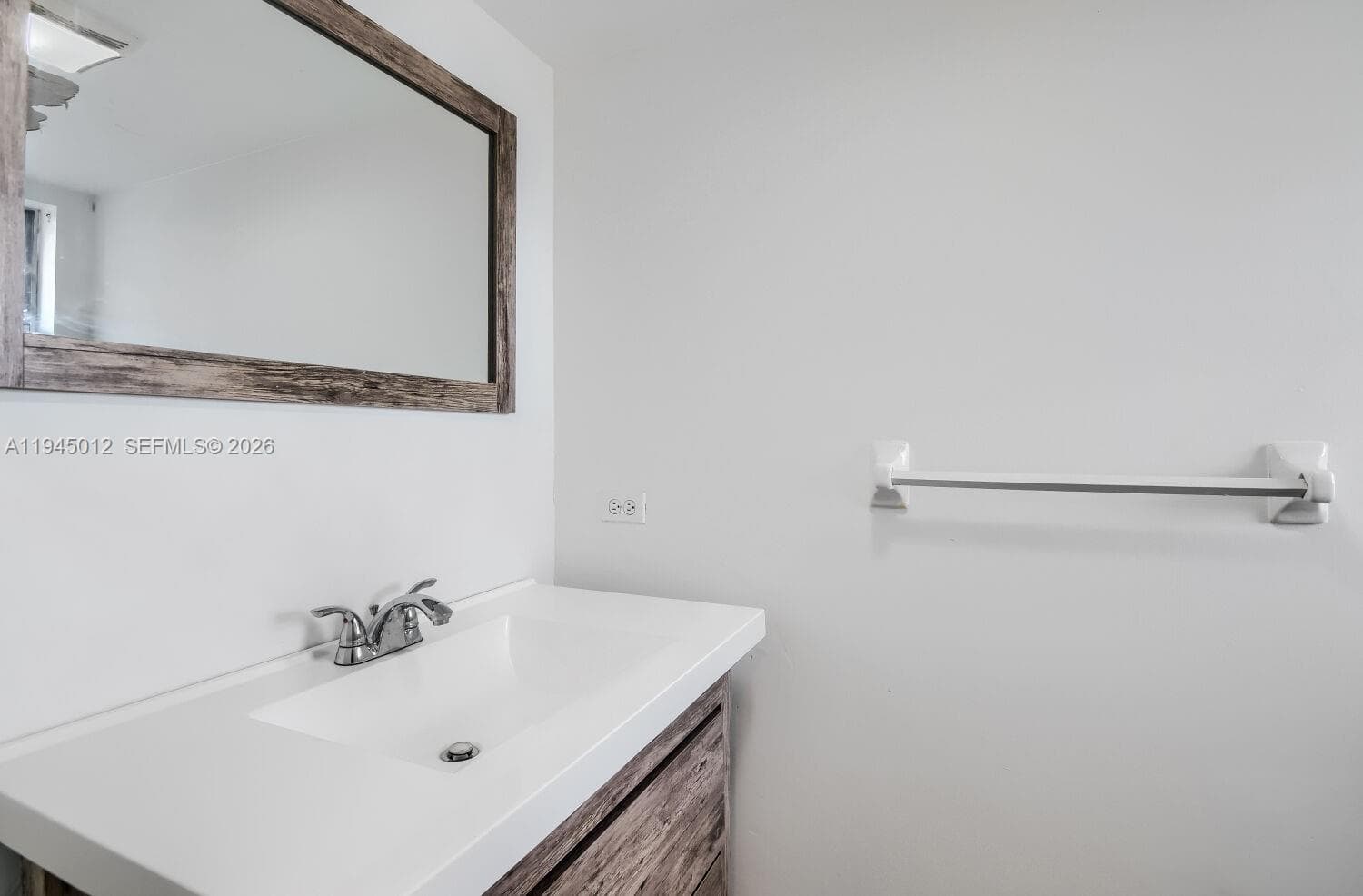 ROYAL OAKS CONDO · #205 in Miami - Photo 11