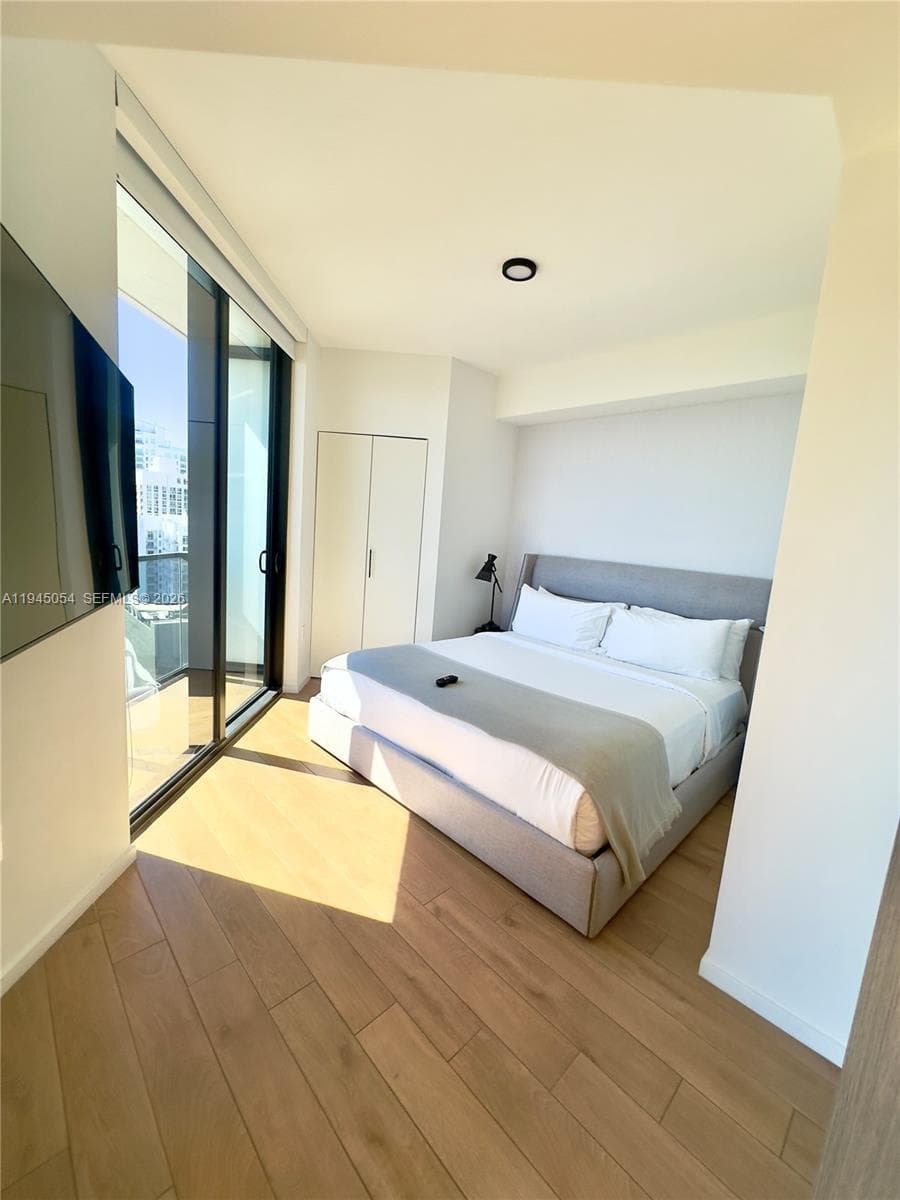 The Elser Hotel & Residences · #2114 in Miami - Photo 5