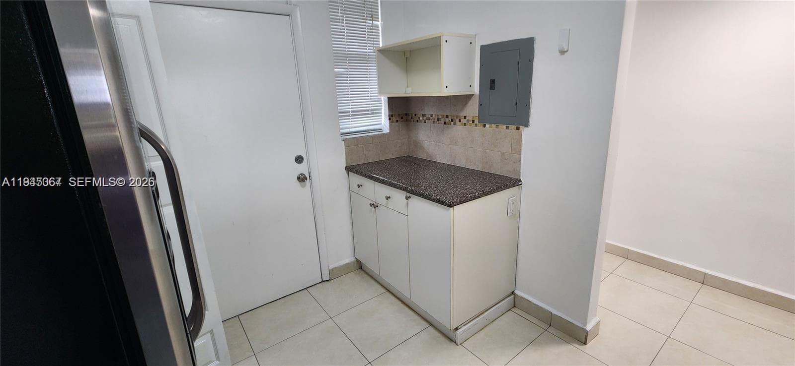 EASTERN SHORES WHITE HOUS · #703 in North Miami Beach - Photo 3