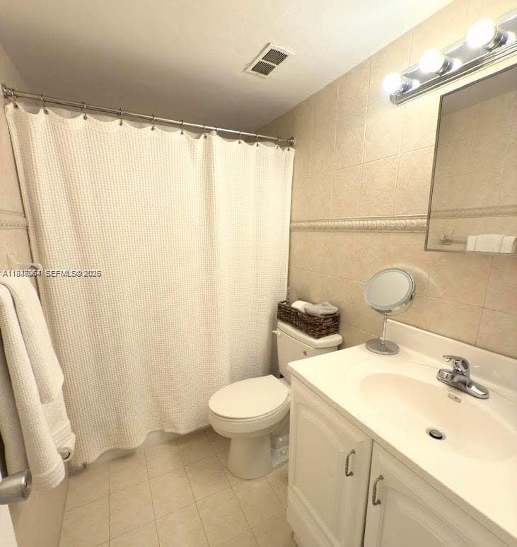 EASTERN SHORES WHITE HOUS · #703 in North Miami Beach - Photo 9