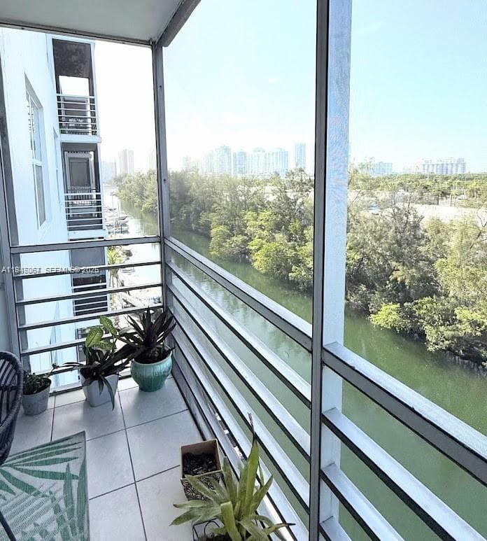 EASTERN SHORES WHITE HOUS · #703 in North Miami Beach - Photo 14