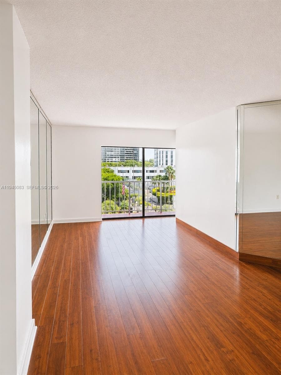 CRICKET CLUBHOUSE CONDO · #505 in Miami - Photo 6