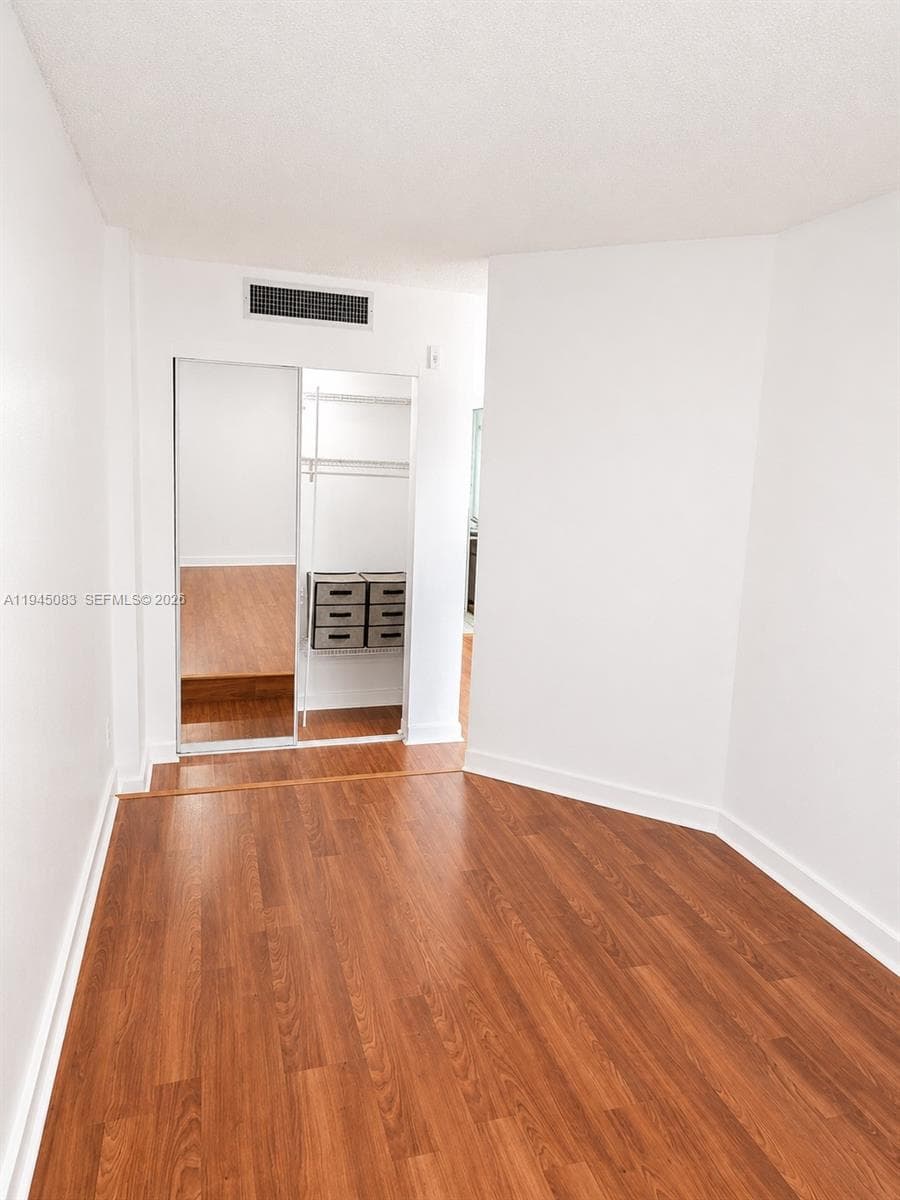 CRICKET CLUBHOUSE CONDO · #505 in Miami - Photo 11