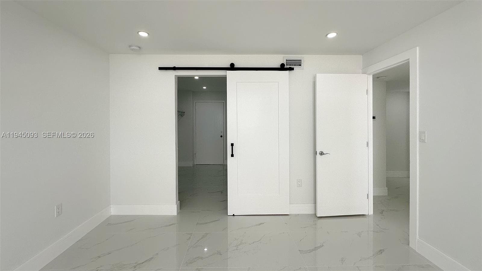 COMMODORE PLAZA CONDO · #2608 in Aventura - Photo 12
