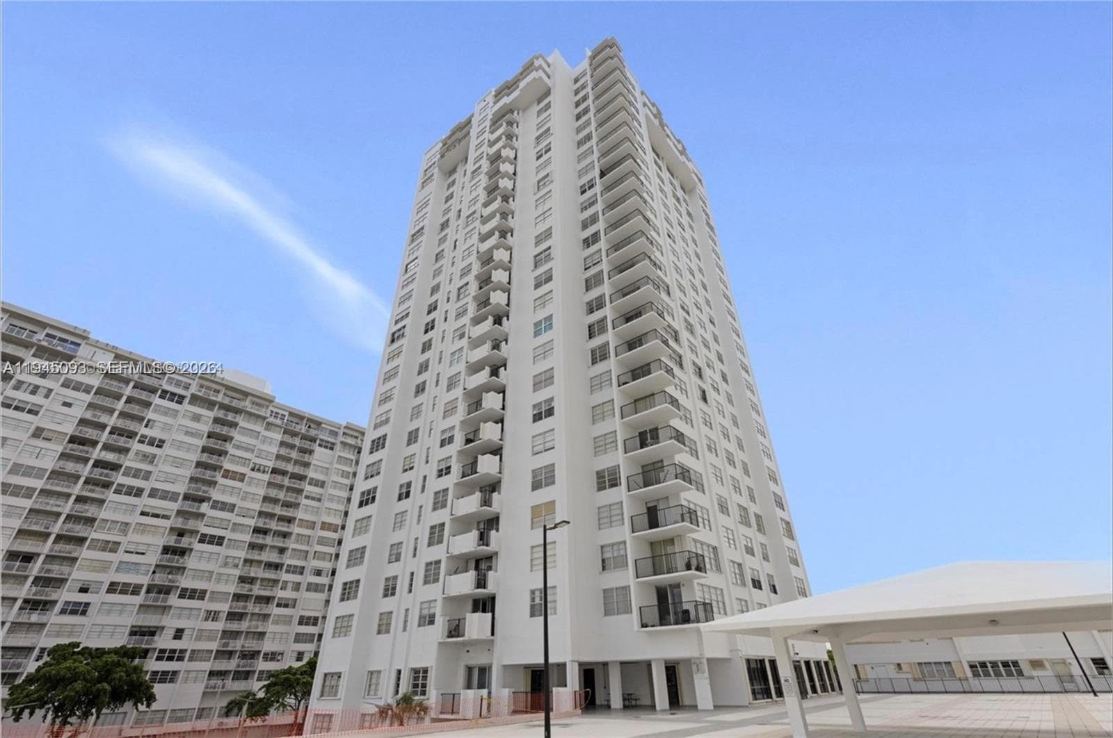 COMMODORE PLAZA CONDO · #2608 in Aventura - Photo 29