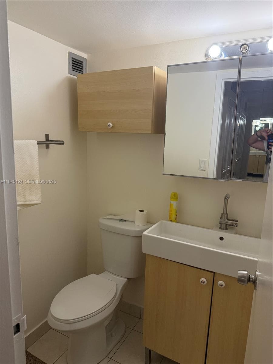 PLAZA OF AMERICAS CONDO P · #222 in Sunny Isles Beach - Photo 6
