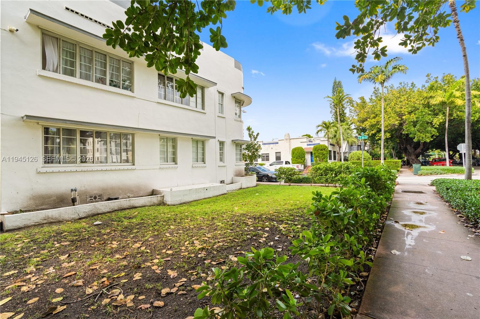 FIRST DECO CONDO · #102 in Miami Beach - Photo 21