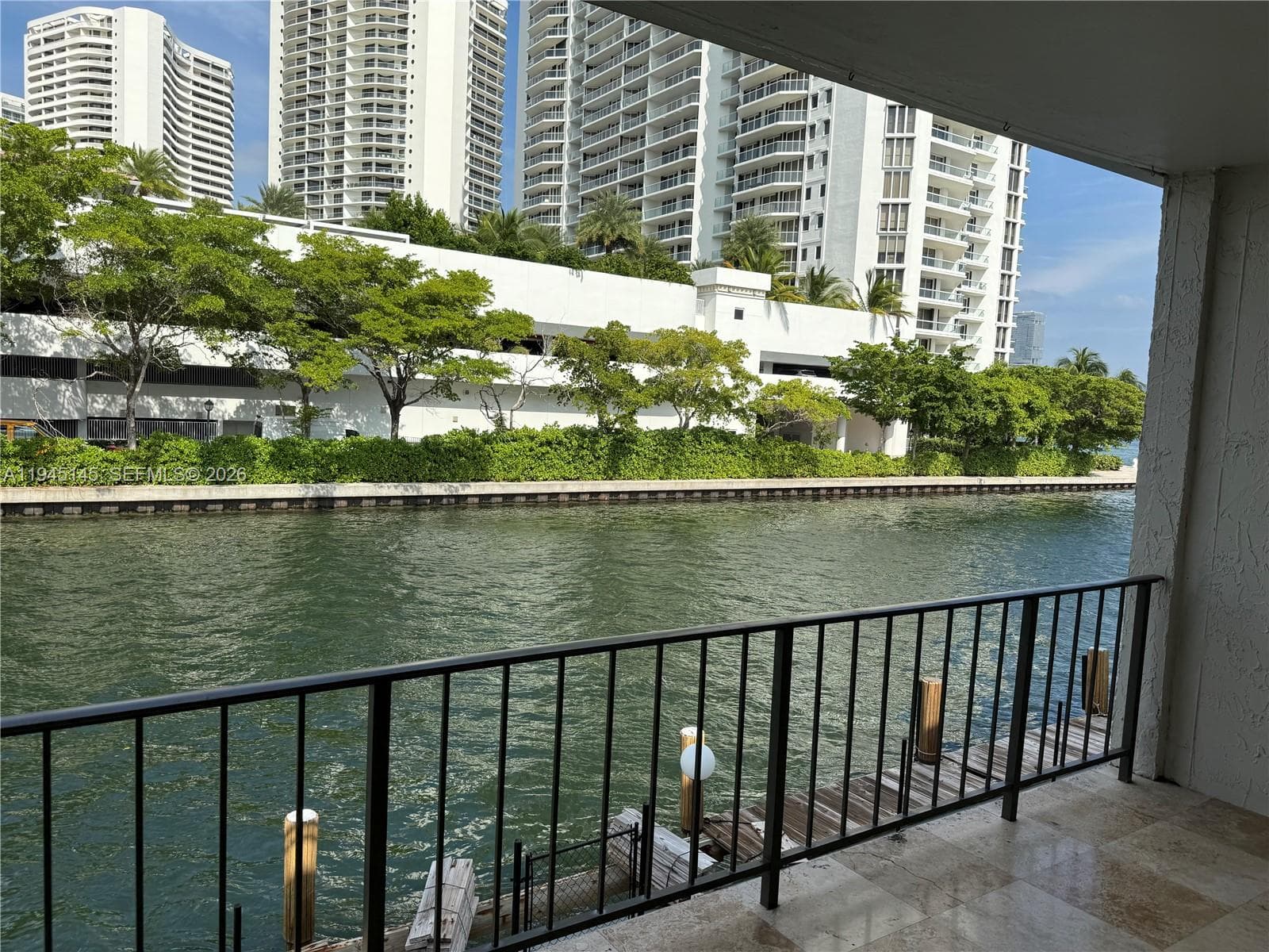 SANDPIPER CONDO · #40 in North Miami Beach - Photo 13
