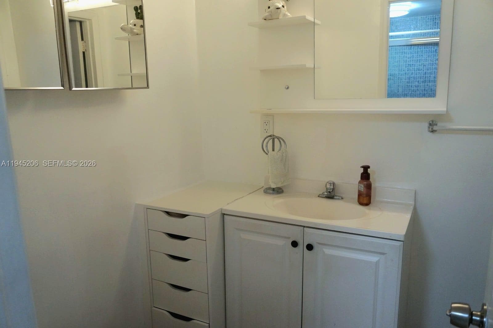 FOURTH MOORINGS CONDO · #361 in Miami - Photo 17