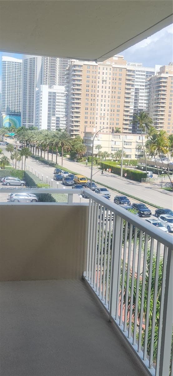 HEMISPHERES BAY SOUTH · #3P in Hallandale Beach - Photo 98