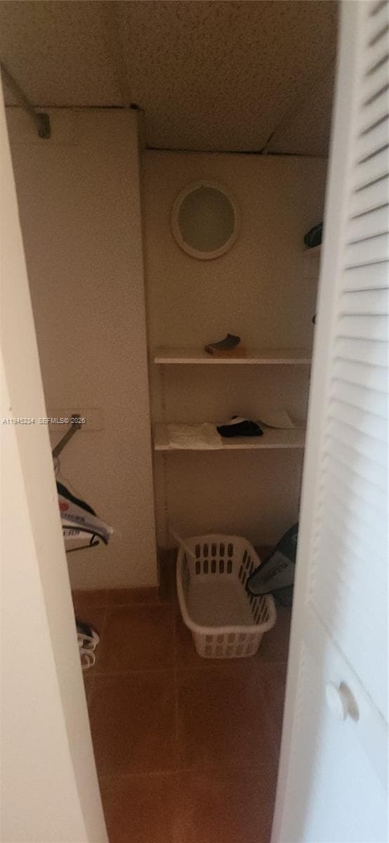 master bedroom walkin closet 2
