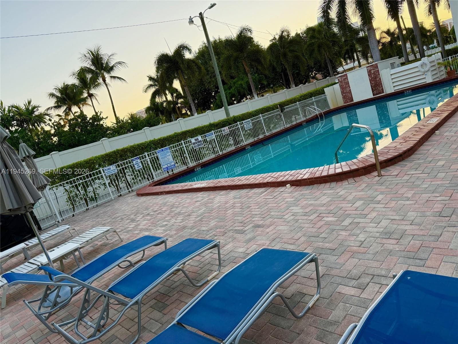 GOLDEN VIEW · #301 in Hallandale Beach - Photo 1