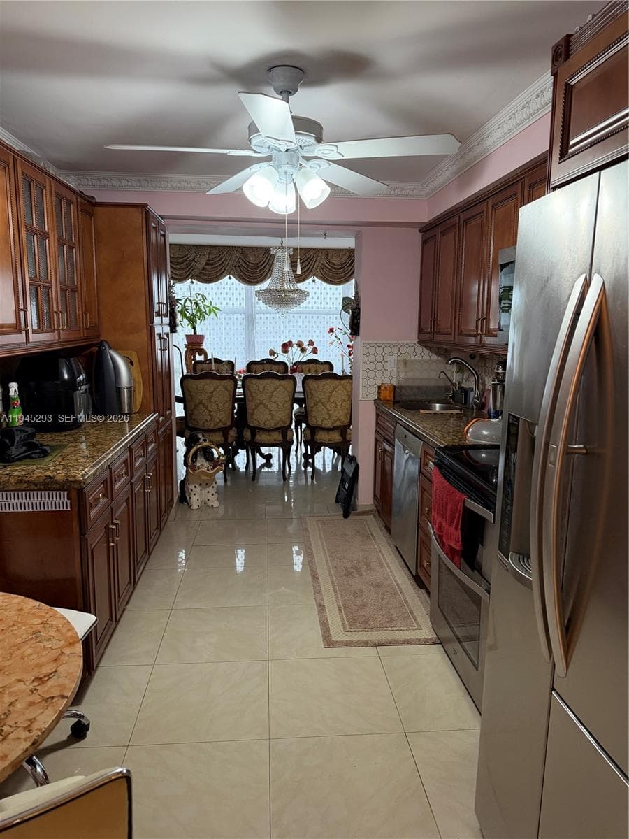 Oceanview Park Condo · #915 in Hallandale Beach - Photo 7