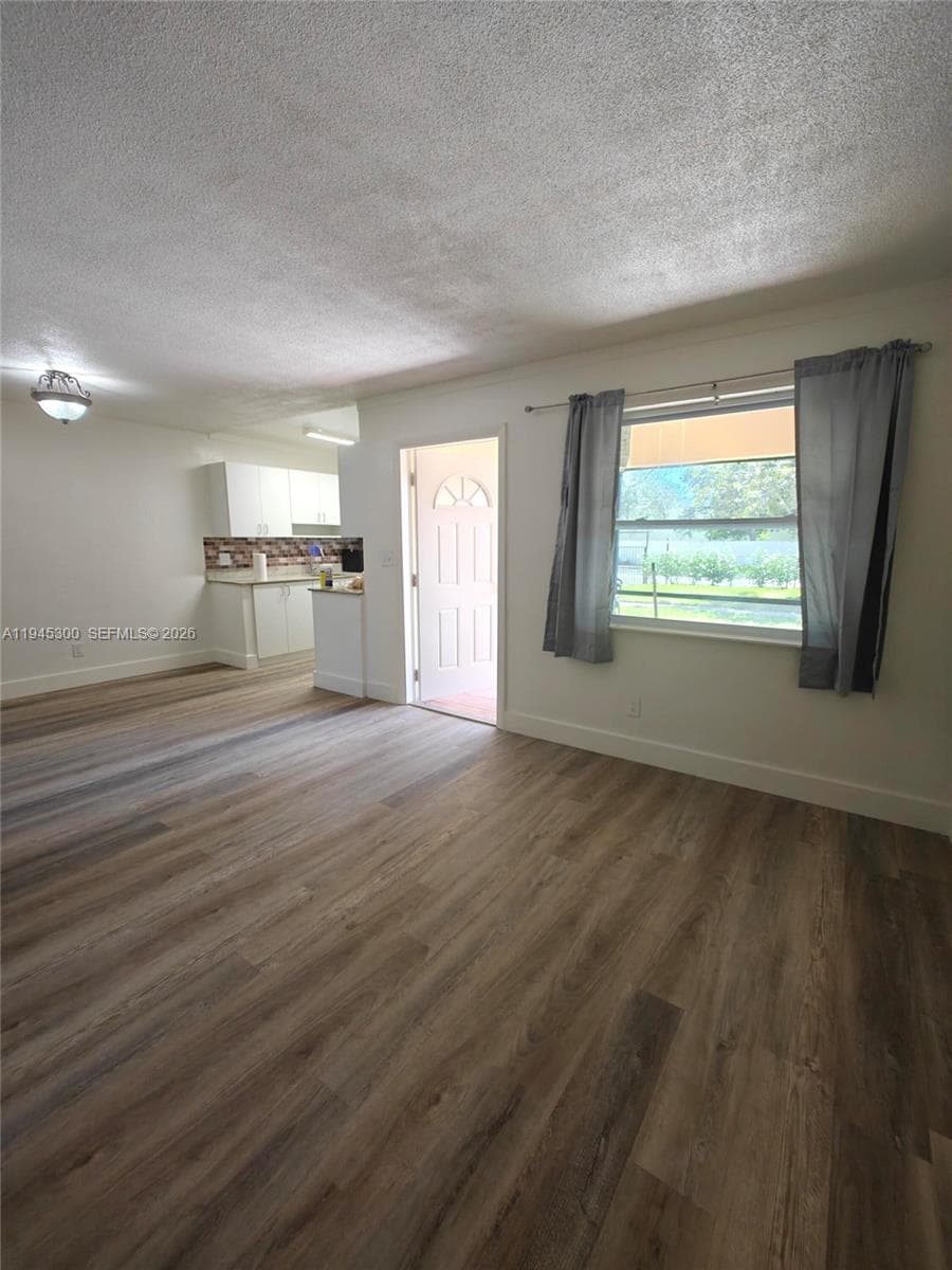 STRAND PLAZA CONDO · #114 in Hallandale Beach - Photo 5