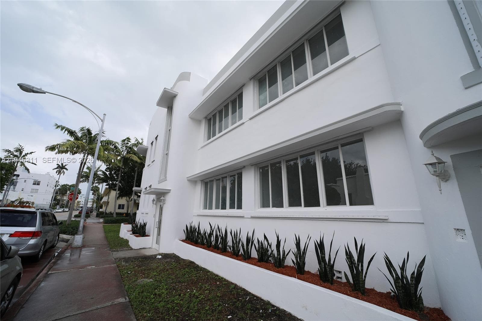 FIRST DECO CONDO · #208 in Miami Beach - Photo 3