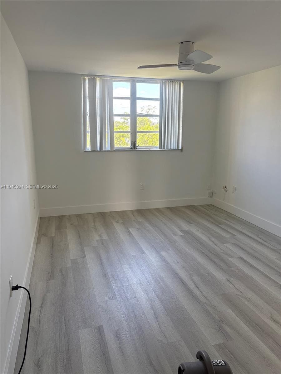 POINT EAST ONE CONDO · #D311 in Aventura - Photo 6