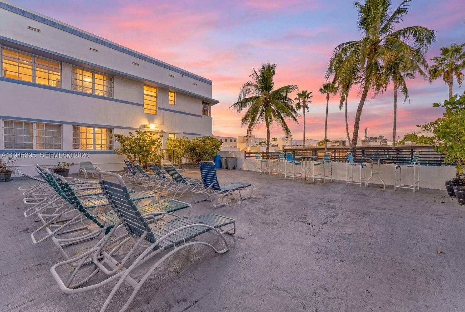ROYAL SOUTH BEACH CONDO · #116 in Miami Beach - Photo 9