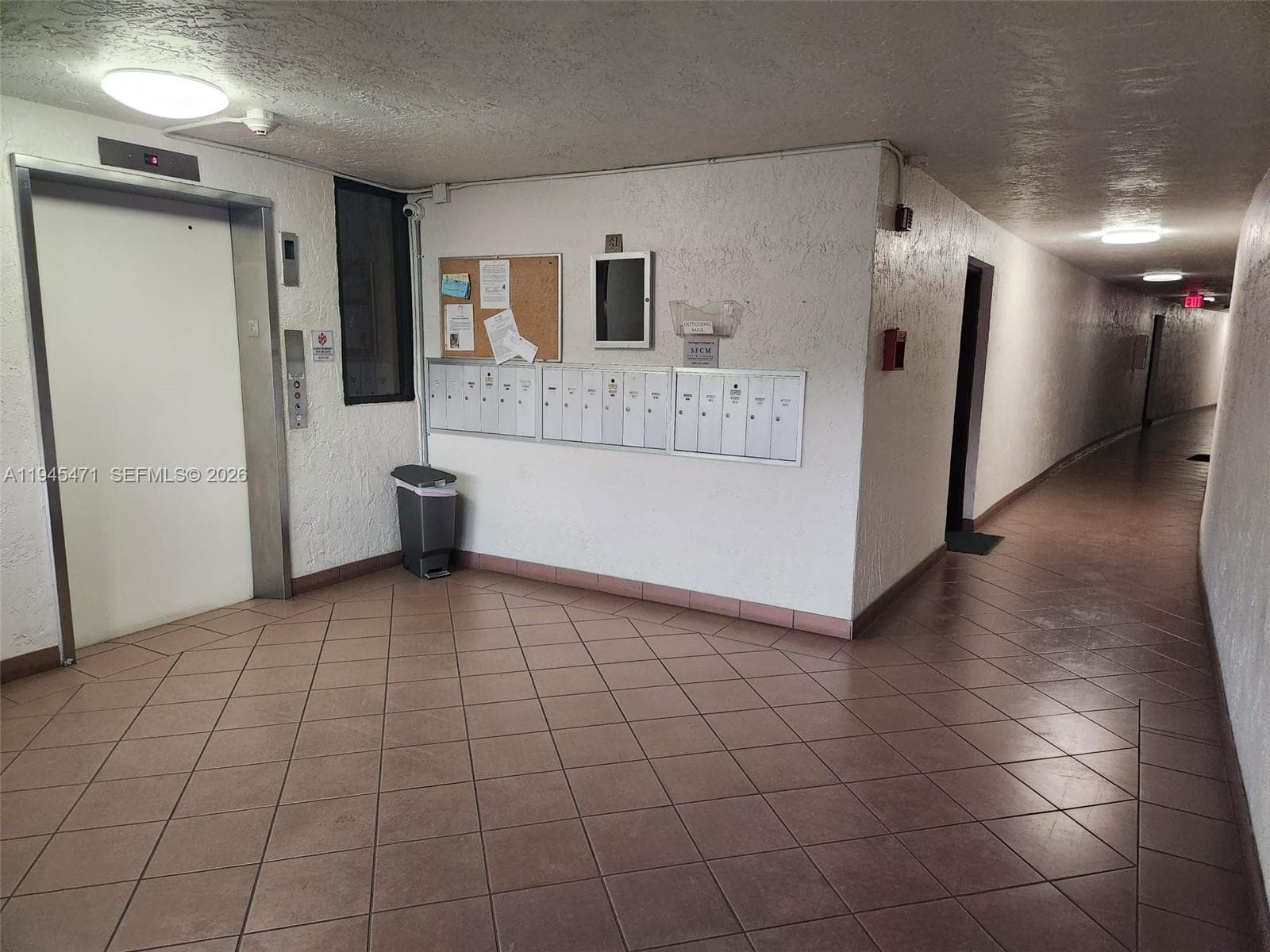 Elevator and mail access.