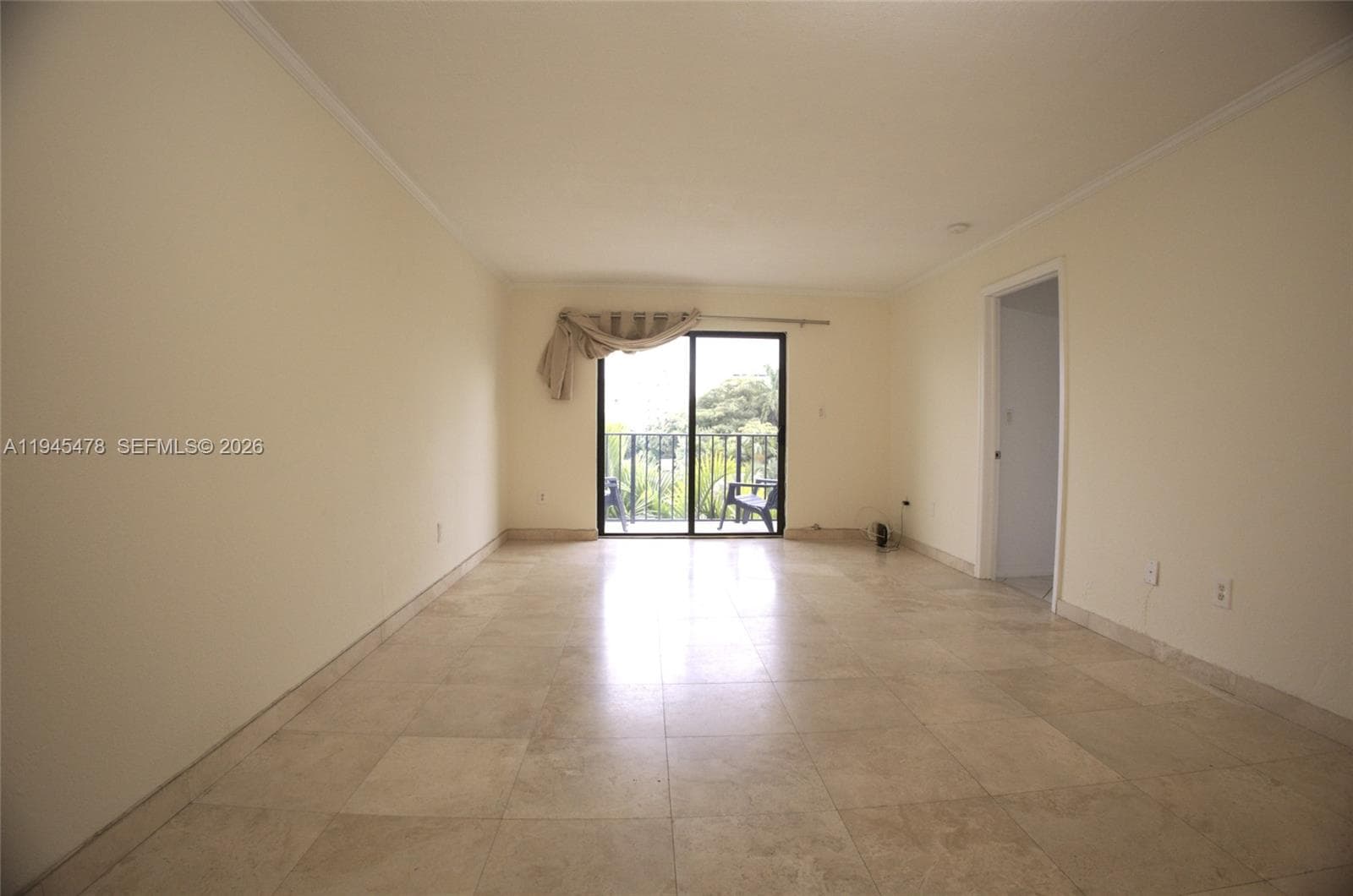 WEST SIDE PLAZA CONDO · #502 in Miami Beach - Photo 4