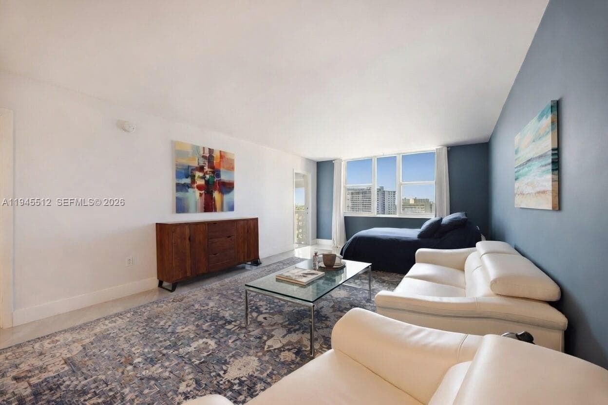 ISLANDS-MARTINIQUE CONDO · #810 in Hallandale Beach - Photo 7