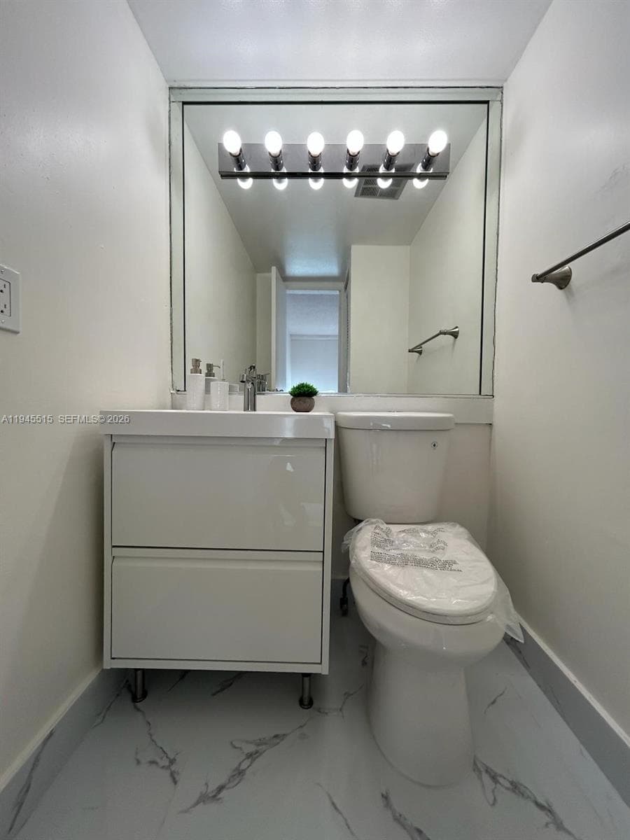 PINE TOWER CONDO · #604 in North Miami Beach - Photo 29