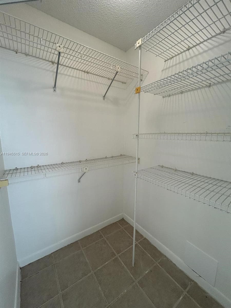 PINE TOWER CONDO · #604 in North Miami Beach - Photo 25