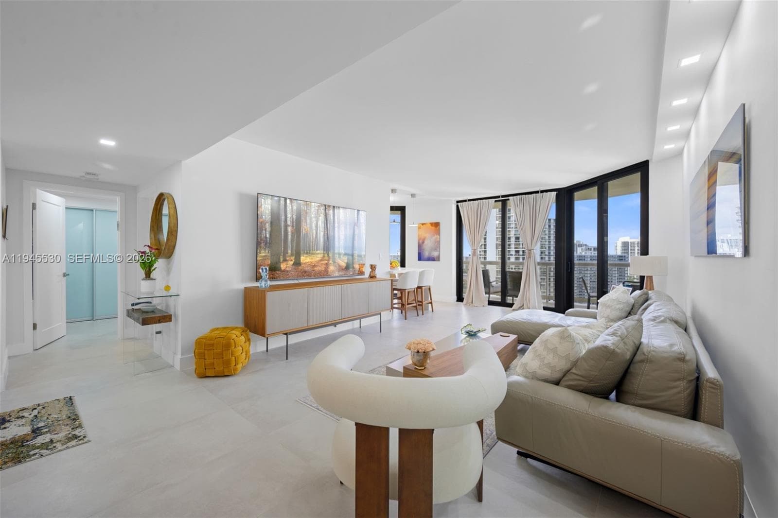 TERRACES NORTH TURNBERRY · #2202 in Aventura - Photo 2
