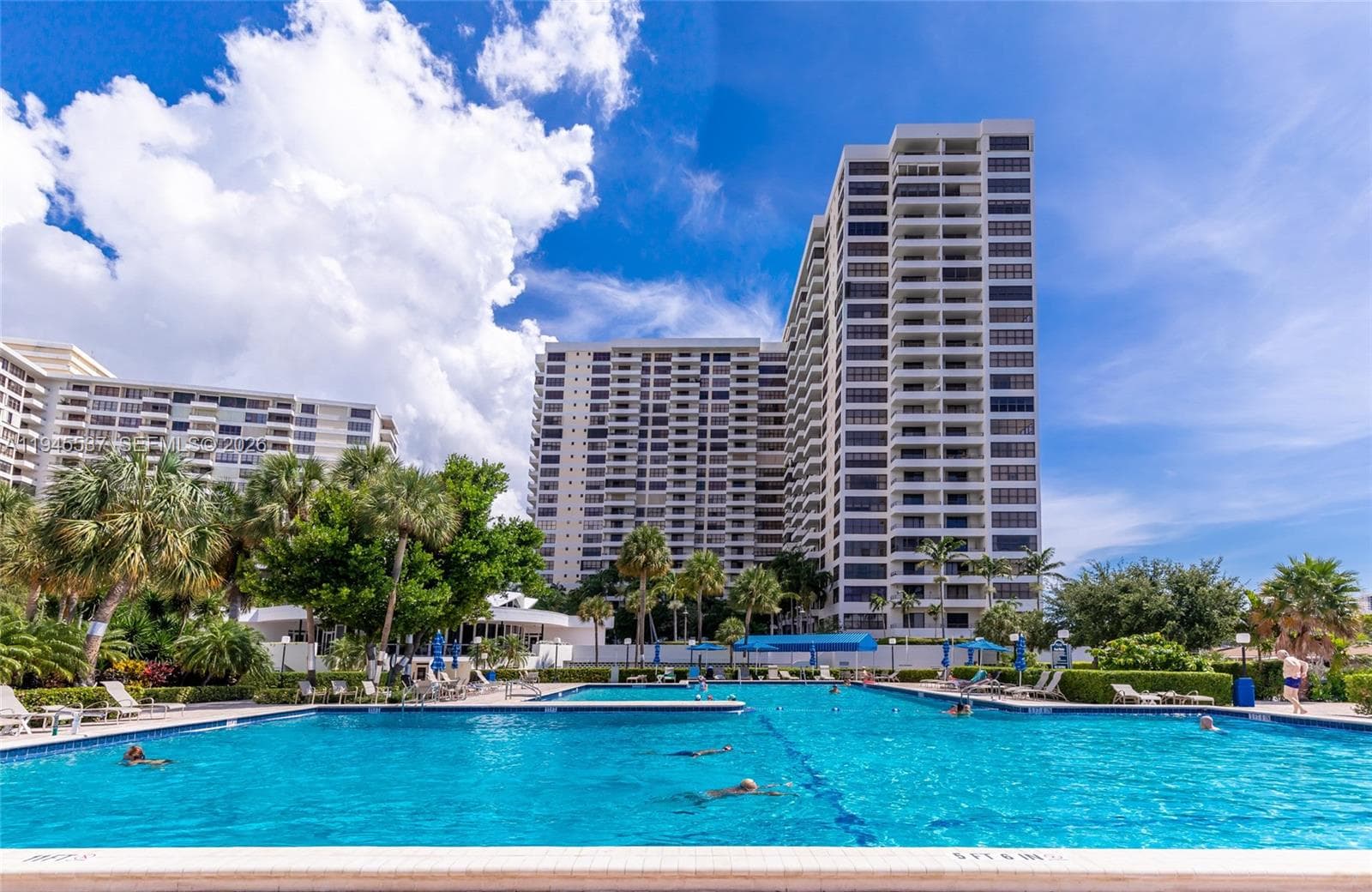 OLYMPUS CONDO · #212 in Hallandale Beach - Photo 31