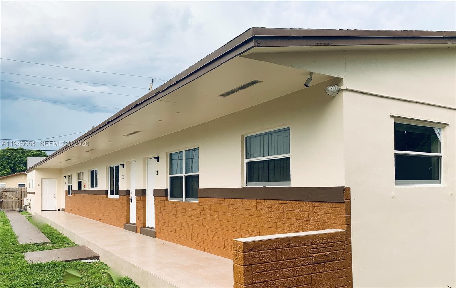 PEMDALE · #4 in Hallandale Beach - Photo 9