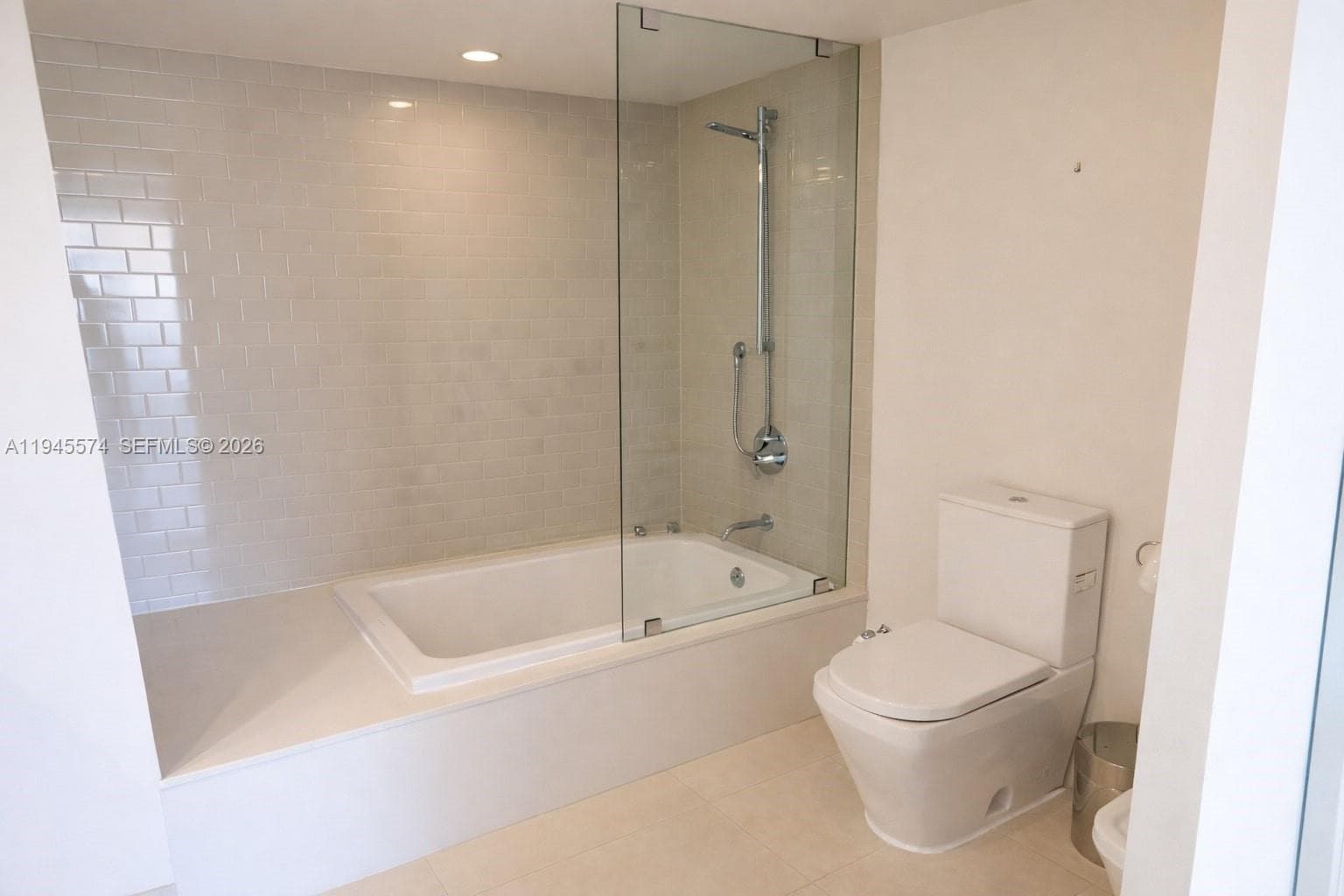 BAY HARBOR CLUB CONDO · #804 in Bay Harbor Islands - Photo 7