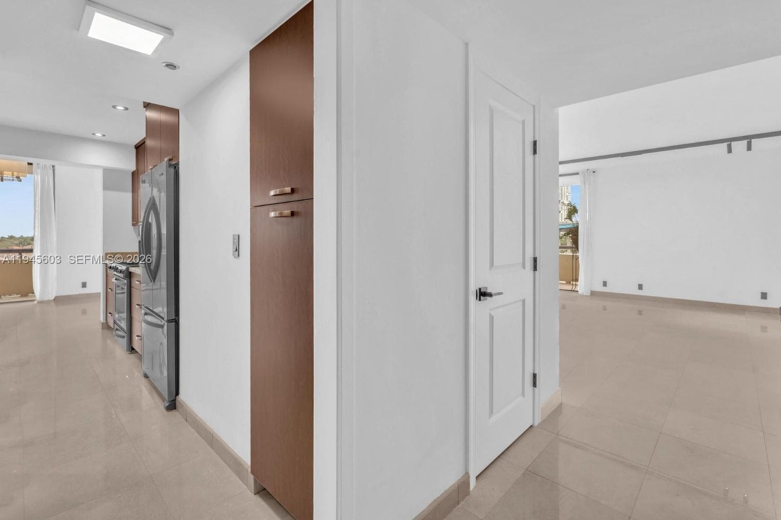 TURNBERRY TOWERS CONDO · #3J in Aventura - Photo 17