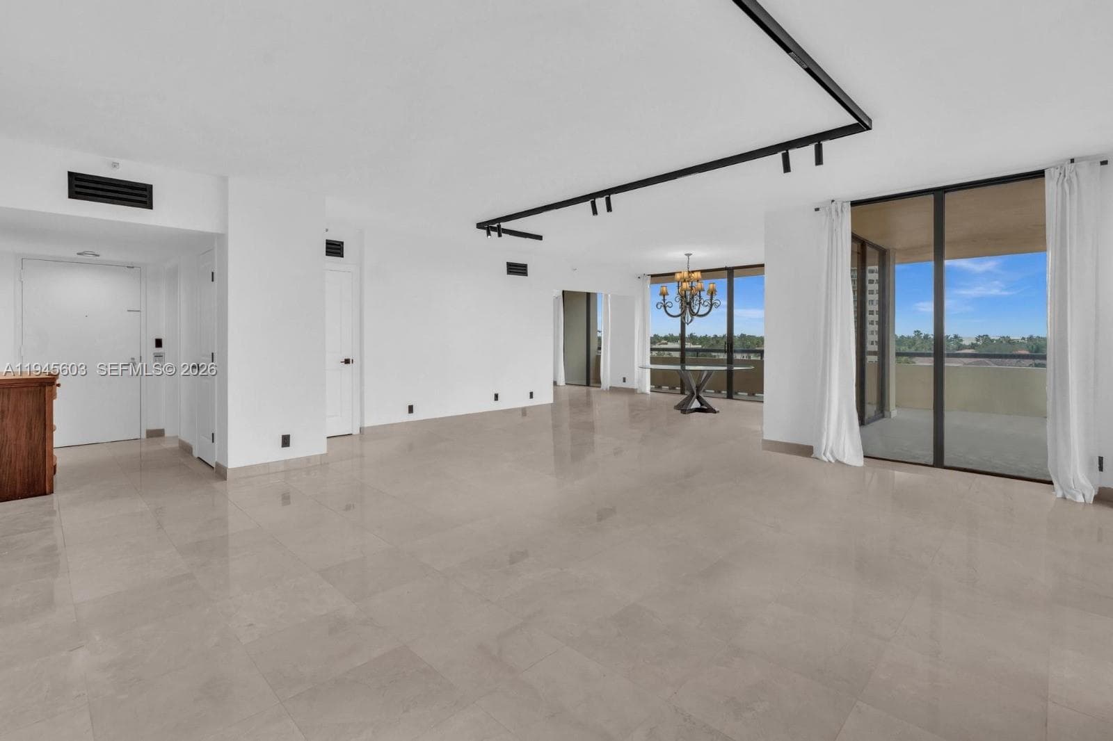 TURNBERRY TOWERS CONDO · #3J in Aventura - Photo 12