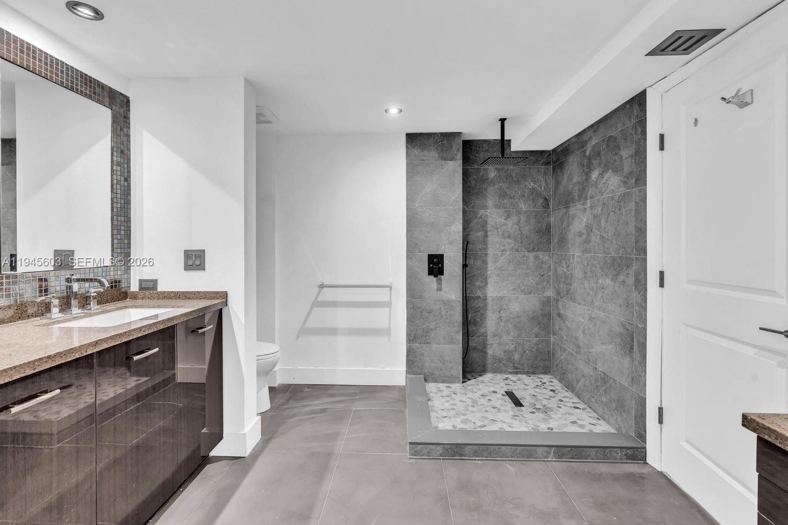 TURNBERRY TOWERS CONDO · #3J in Aventura - Photo 18
