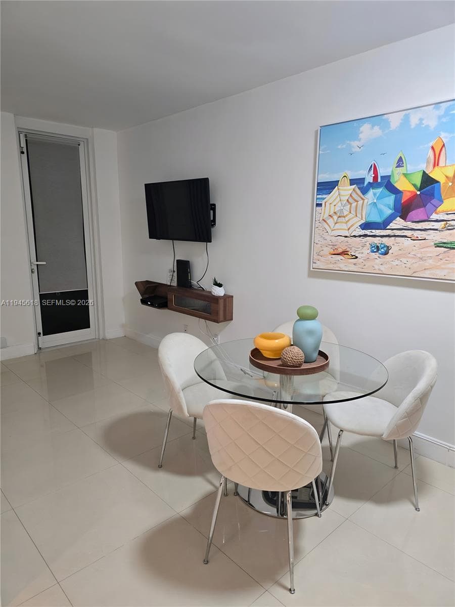 The Decoplage · #503 in Miami Beach - Photo 8