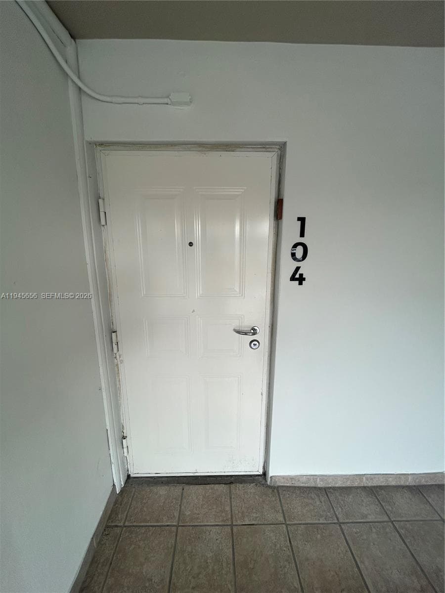 DORSEY ARMS CONDO · #104 in Hallandale Beach - Photo 12
