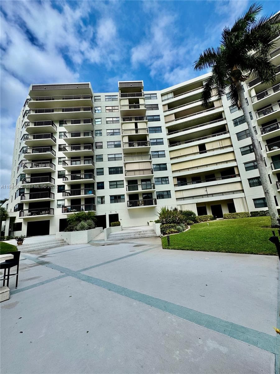 Voyager Condo · #814 in Pompano Beach - Photo 33