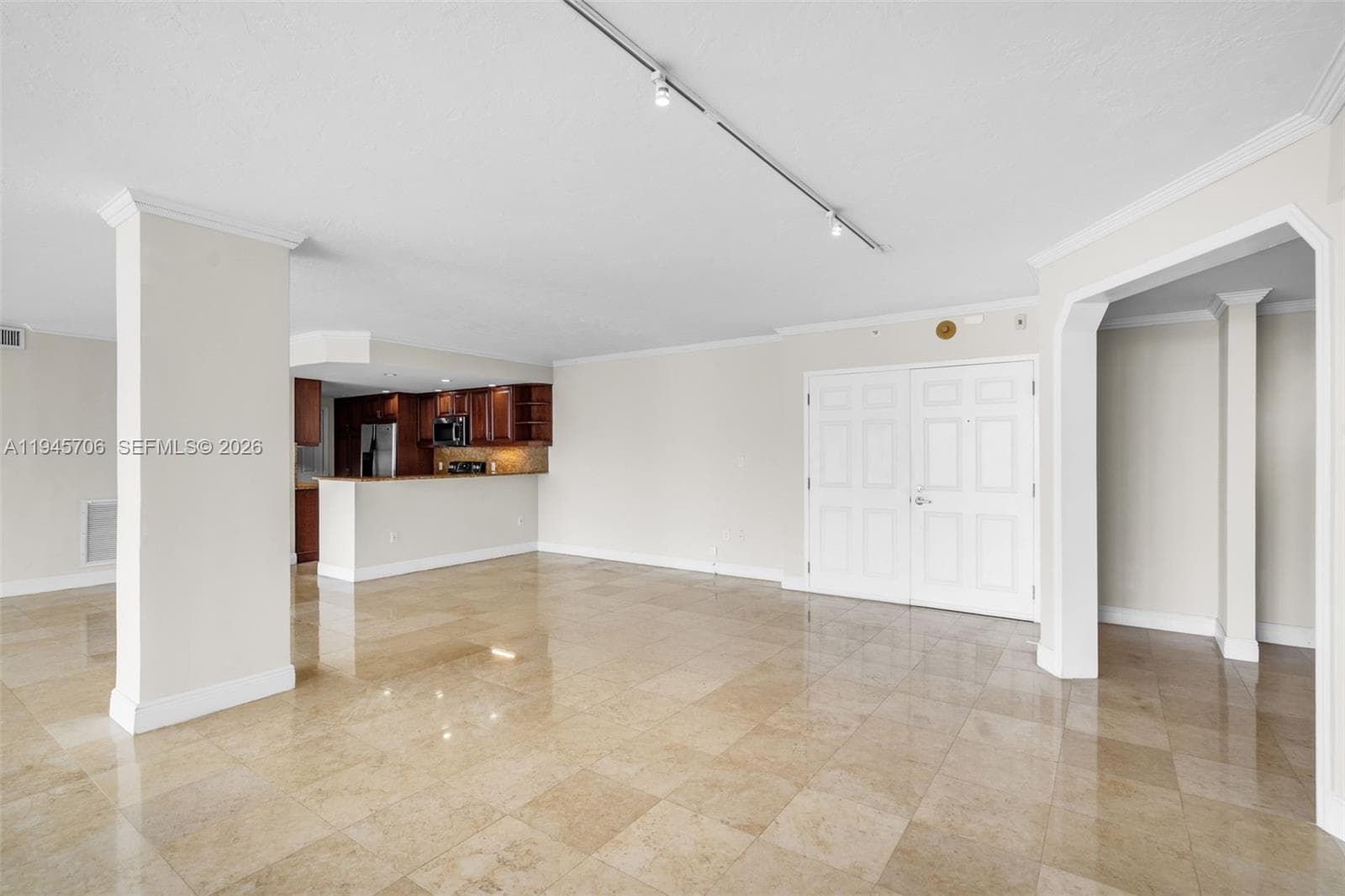 ISLAND POINTE CONDO · #10AB in Bay Harbor Islands - Photo 6